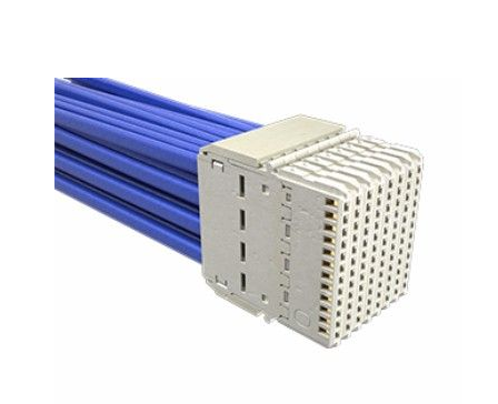   I/O connectors and cable assemblies